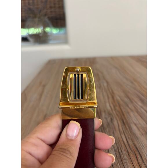 Vintage Reversible Leather Belt Gold-Tone Flip Buckle Made in Italy Size 40/100 - Picture 6 of 6